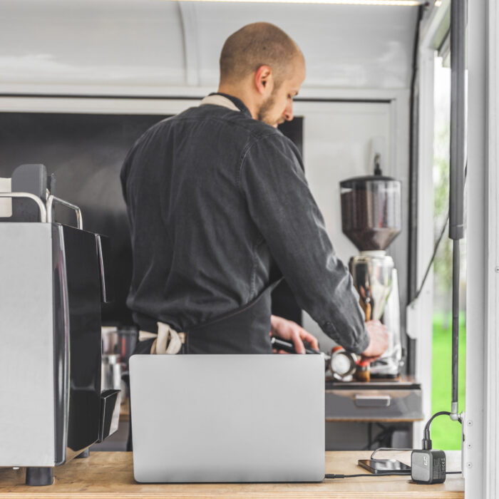 Green Cell PowerGaN 65W Laddare (2x USB-C Power Delivery. 1x USB-A kompatibel med Quick Charge 3.0). - Bild 5